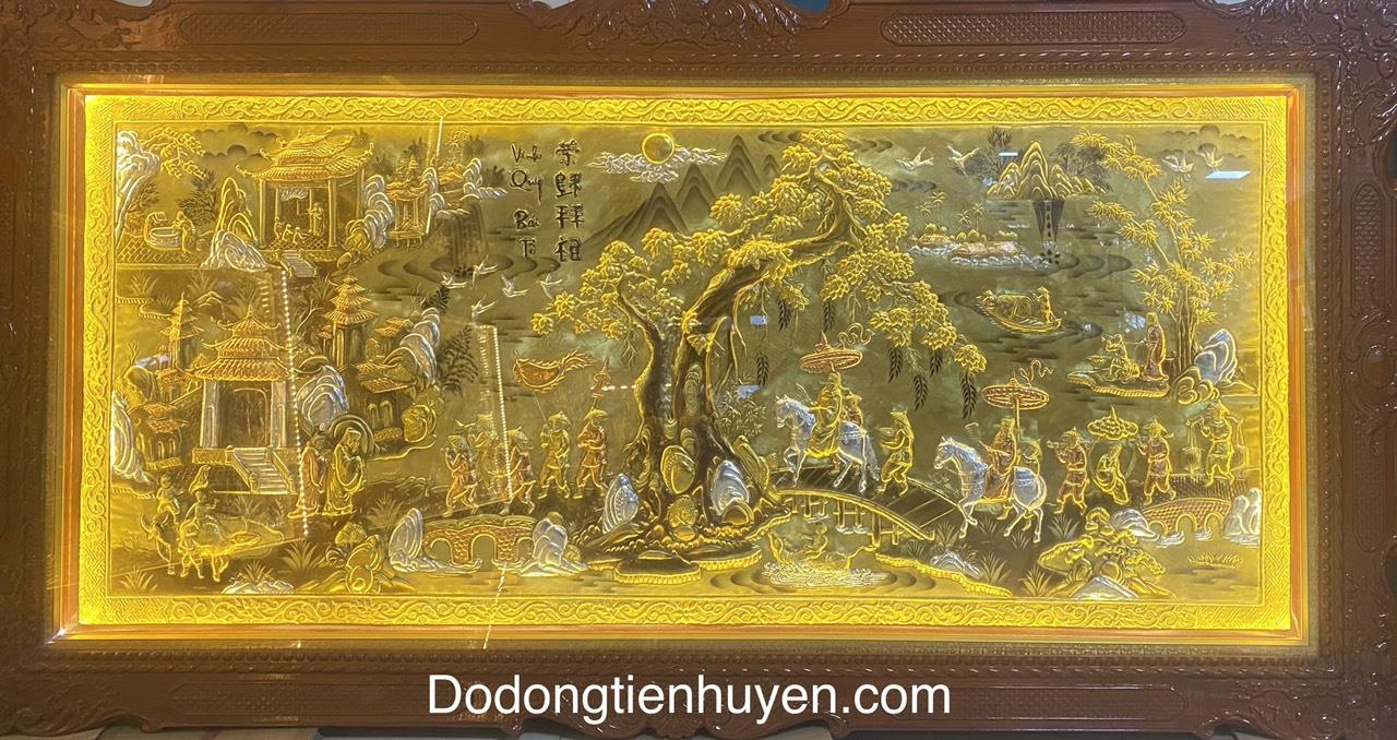Tranh Vinh Quy Bái Tổ  bằng đồng dát vàng